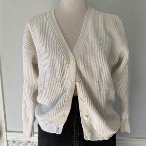 Elegant Vintage 90's Cream Button-Up Cardigan